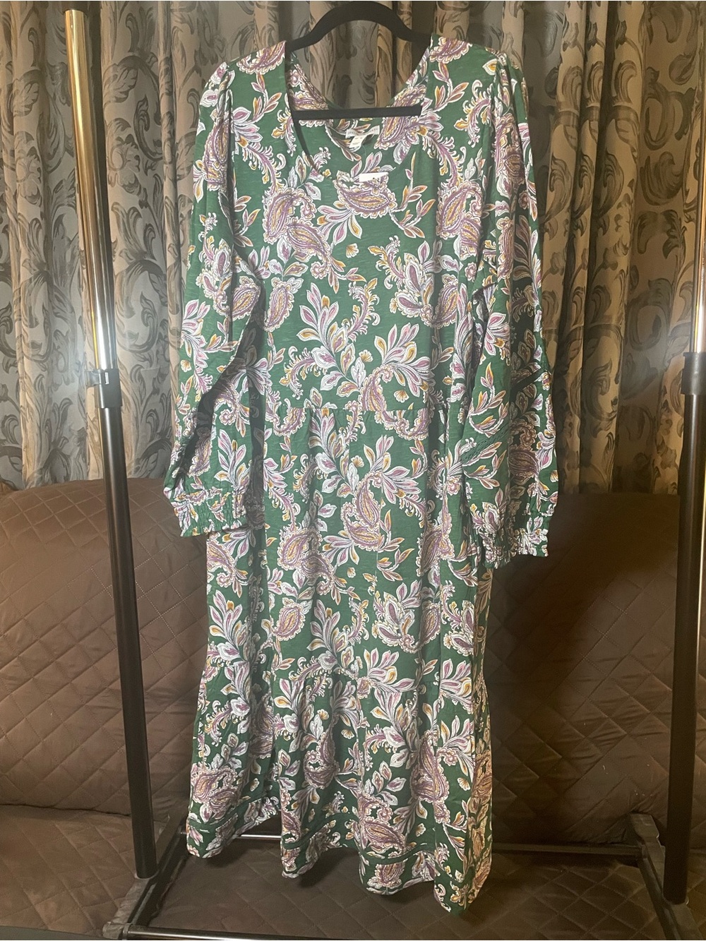 Green Paisley Maxi Dress with Lilac Accents - Picture 9 of 14
